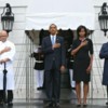 Obamas Left Hand Or Right Hand Pledge-HEART